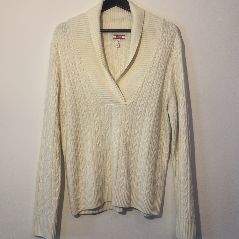 BASS WOMENS SWEATER SIZE XL EUC